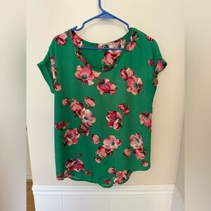 Size Small Green Dressy Womens Top